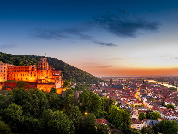 HD_SchlossAltstadtNacht_7230.jpg